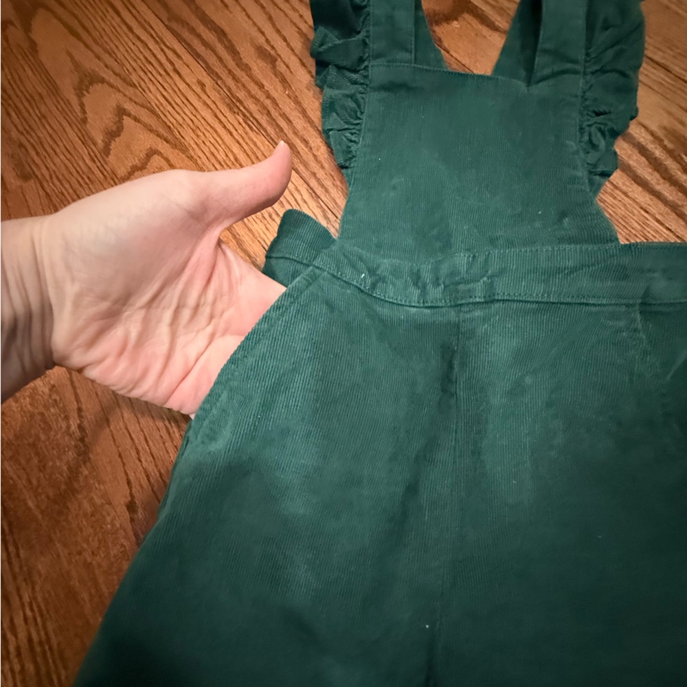 Hanna Andersson Corduroy Overalls with Ruffle Straps 5 - Picture 5 of 13
